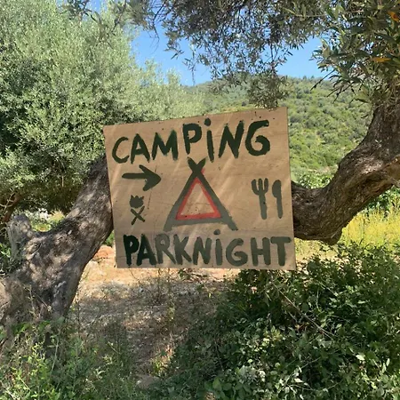 مكان تخييم Camping Parknight